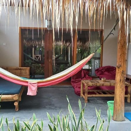 Albany Home Stay Kuta  Экстерьер фото