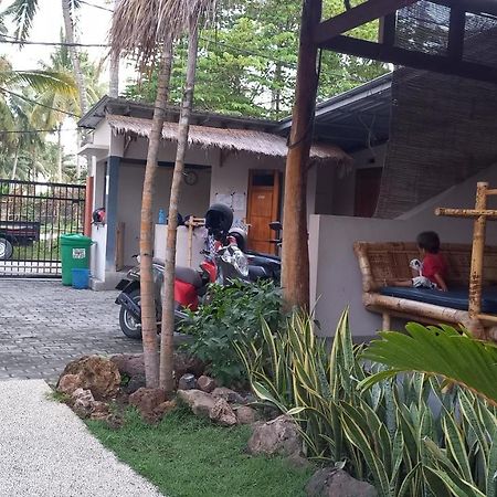 Albany Home Stay Kuta  Экстерьер фото