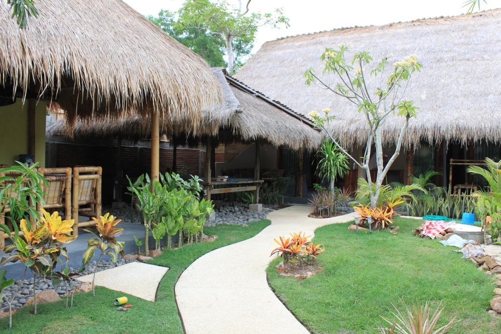 Albany Home Stay Kuta  Экстерьер фото