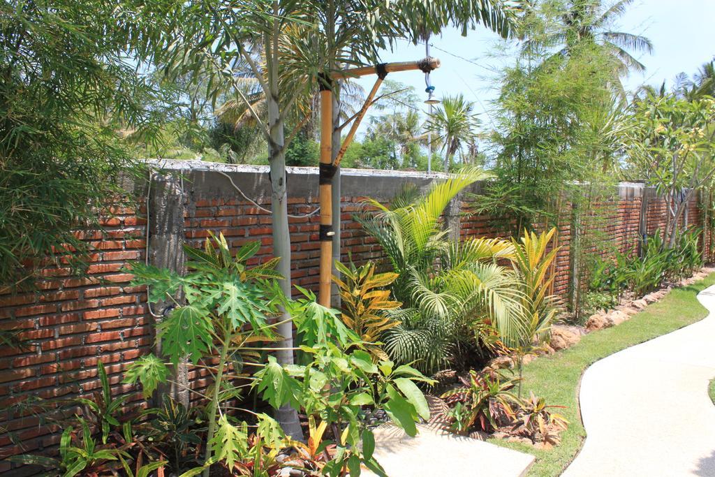 Albany Home Stay Kuta  Экстерьер фото