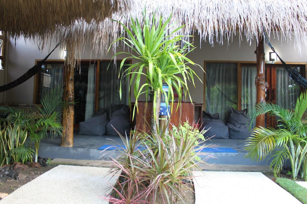 Albany Home Stay Kuta  Экстерьер фото
