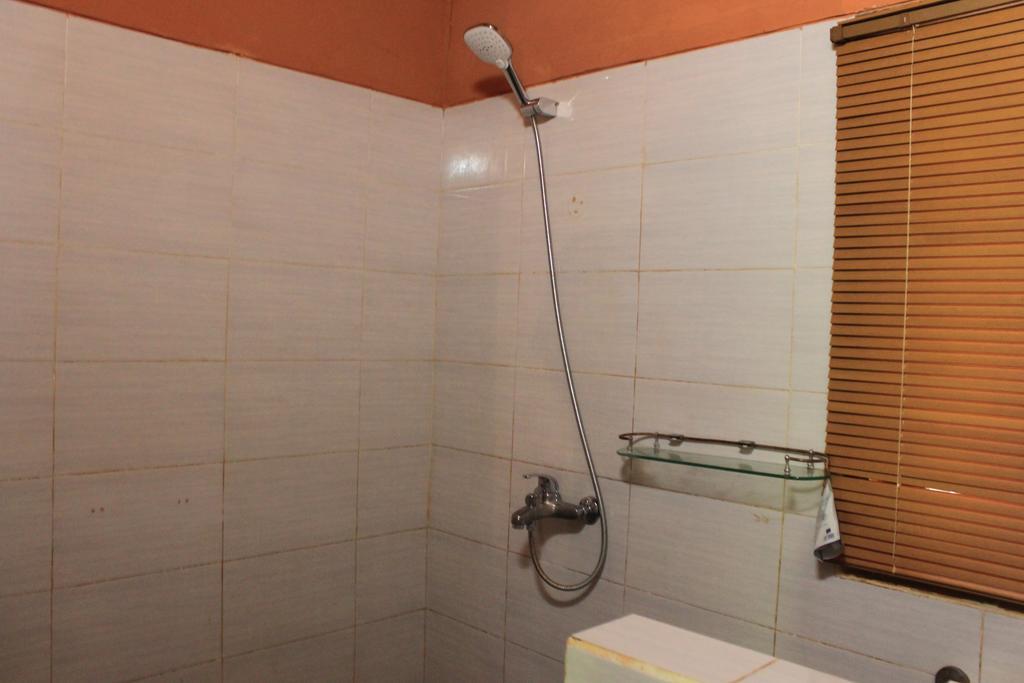 Albany Home Stay Kuta  Экстерьер фото