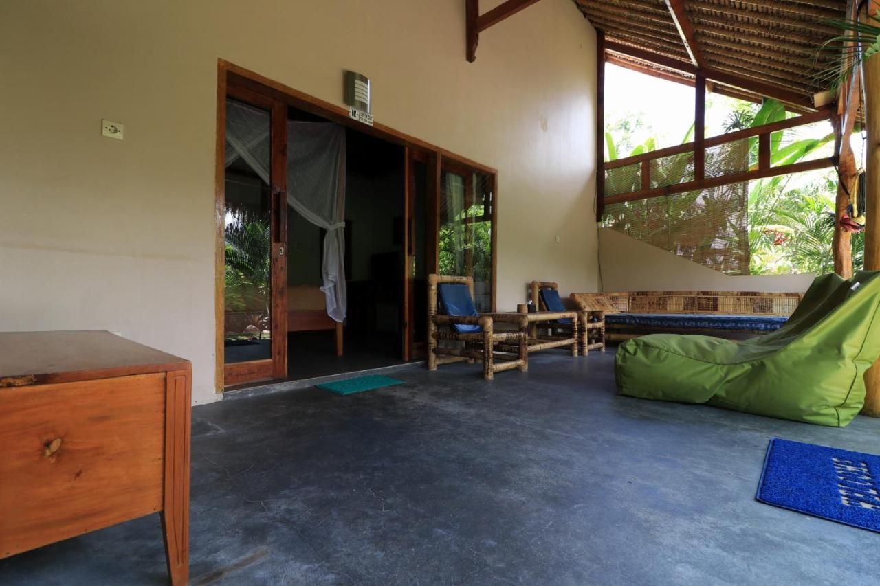 Albany Home Stay Kuta  Экстерьер фото