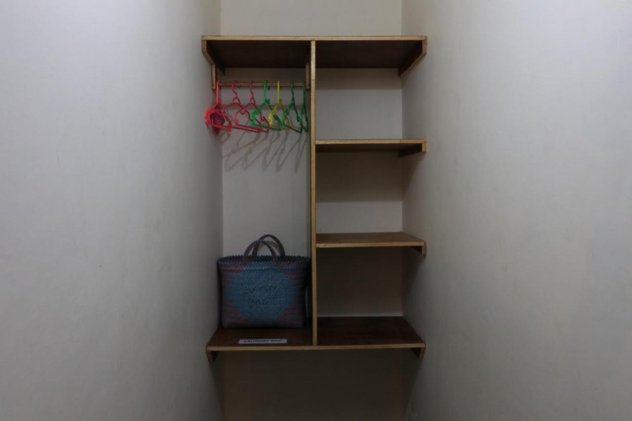 Albany Home Stay Kuta  Экстерьер фото